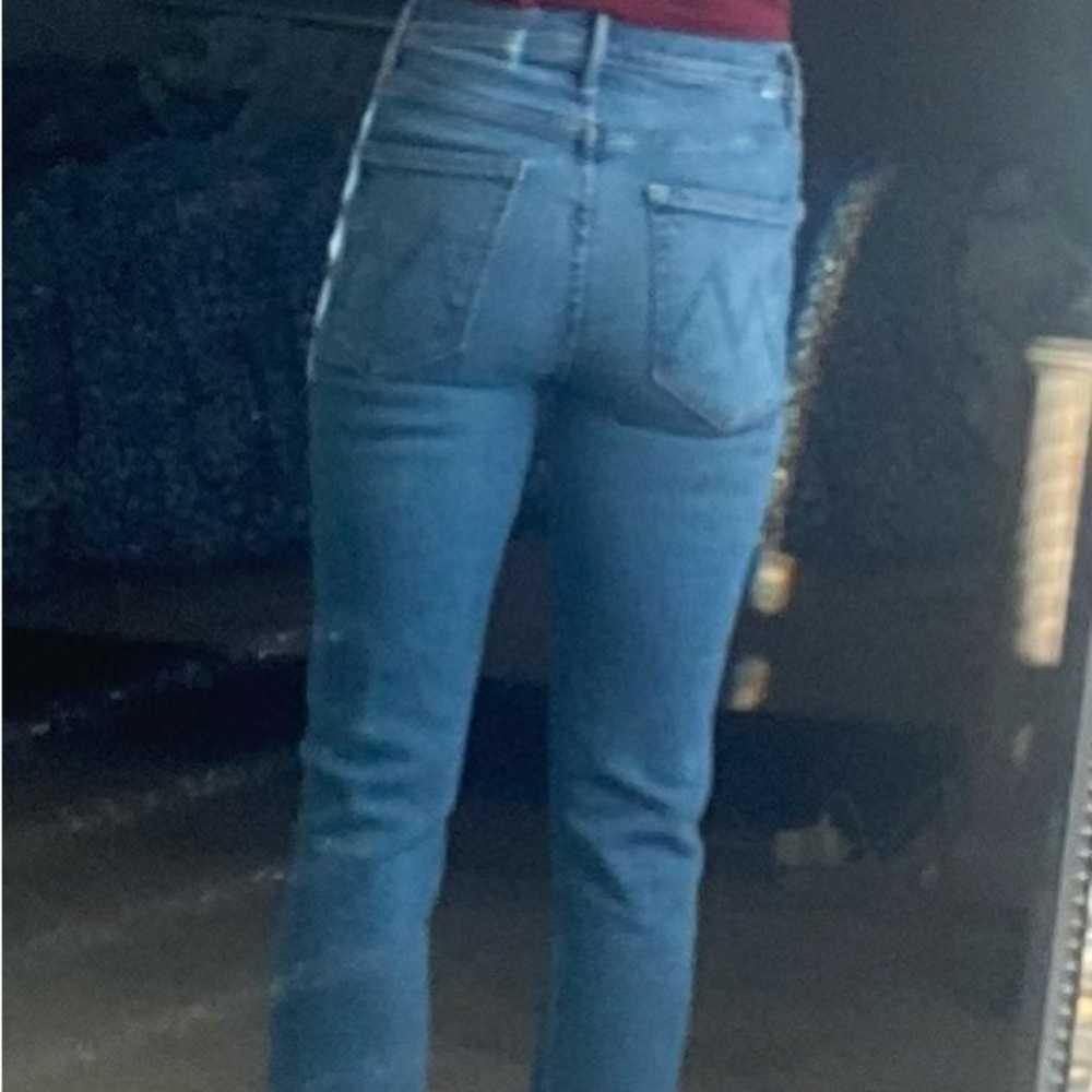 Mother premium jeans “midrise denim ankle fray” in “riding the cliff side” Sz 26 - Picture 6 of 12